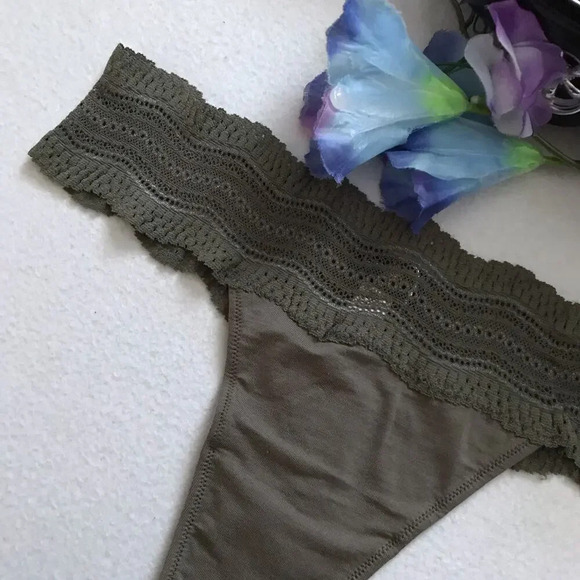 Cosabella and Inc International Concepts NWT Thongs Bundle Women L - Picture 3 of 11